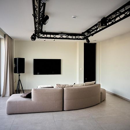 Kaoz Highstreet The Luxury Loft Hoogstraten Exterior foto