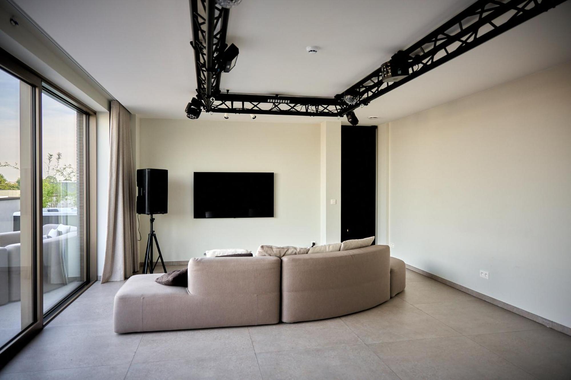 Kaoz Highstreet The Luxury Loft Hoogstraten Exterior foto